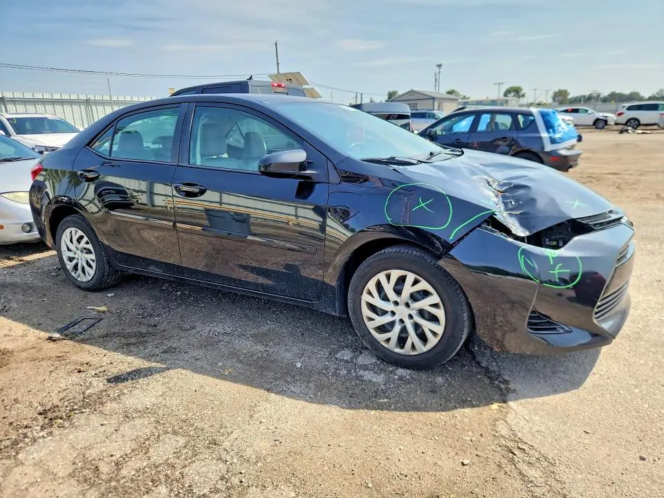 2017 TOYOTA COROLLA LE  