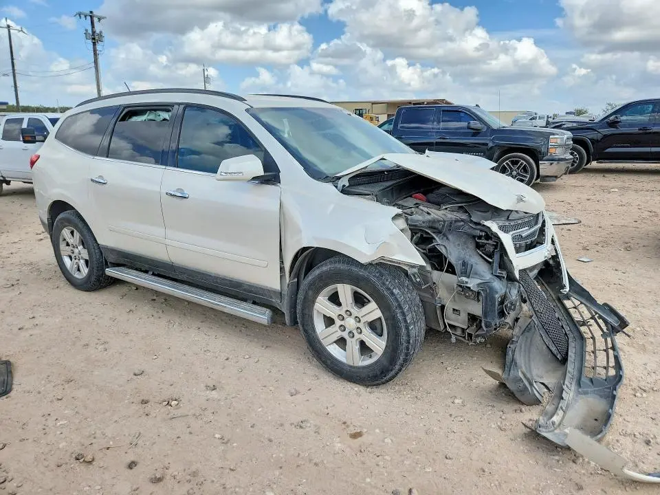 2012 CHEVROLET TRAVERSE LT  