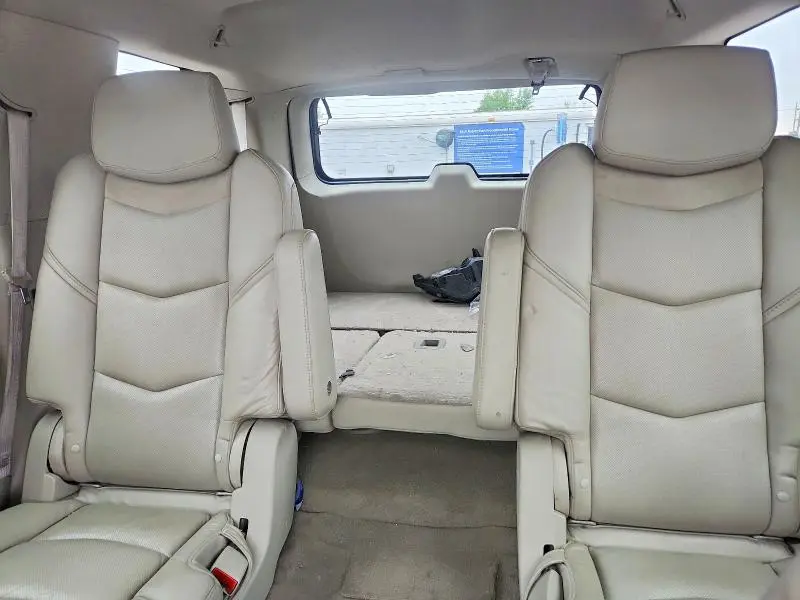 2017 CADILLAC ESCALADE PREMIUM LUXURY  