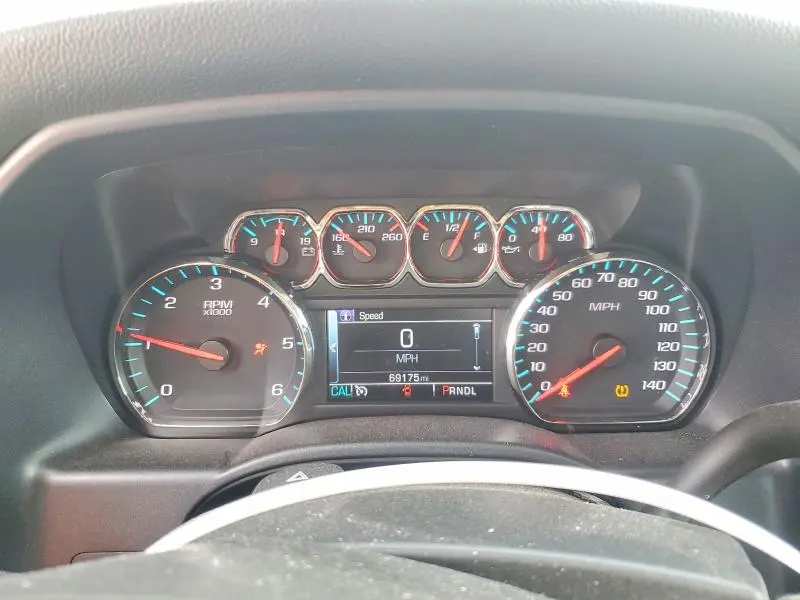 2018 CHEVROLET SILVERADO C1500 LT  