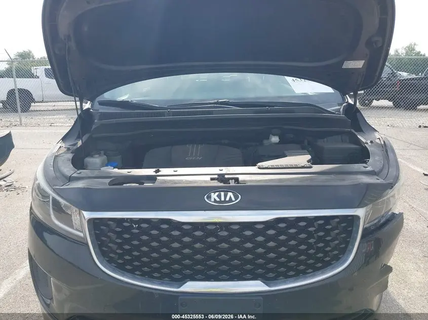 2016 KIA SEDONA LX
