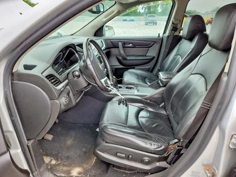 2016 CHEVROLET TRAVERSE LT  