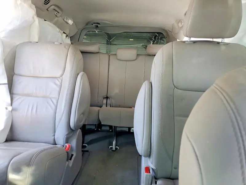 2017 TOYOTA SIENNA XLE 7-PASSENGER  