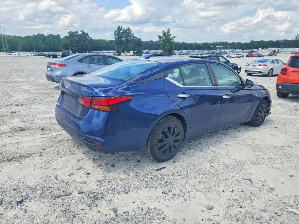 2020 NISSAN ALTIMA S  
