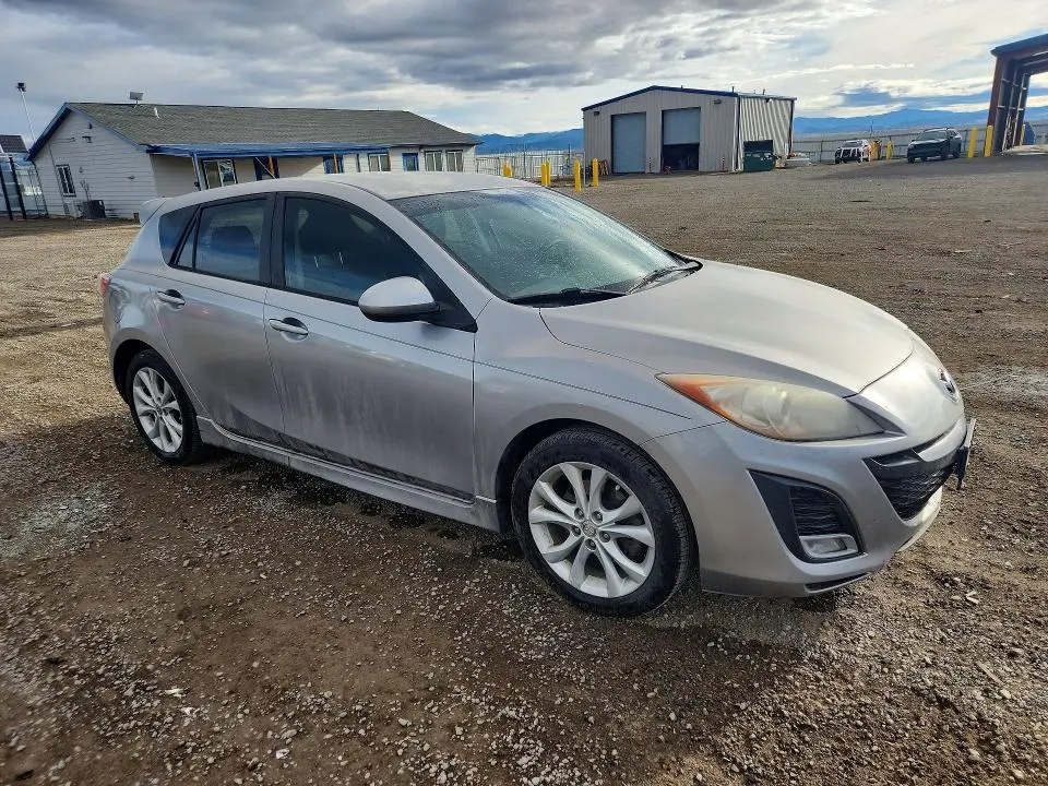 2011 MAZDA 3 S  