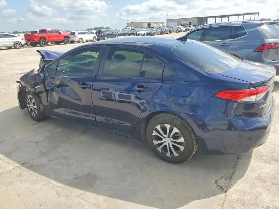 2021 TOYOTA COROLLA LE  