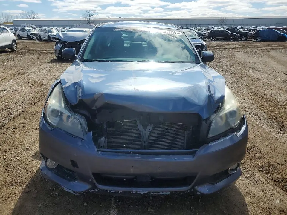 2013 SUBARU LEGACY 2.5I LIMITED  