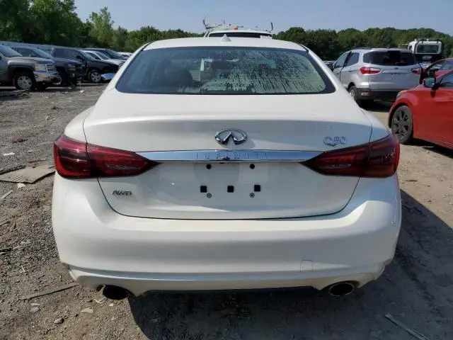 2018 INFINITI Q50 LUXE  