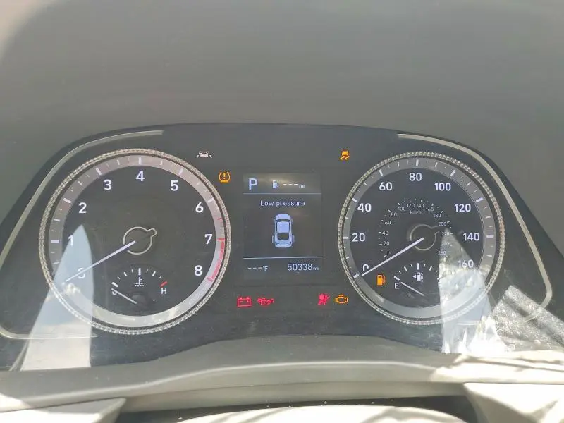 2020 HYUNDAI SONATA SE  