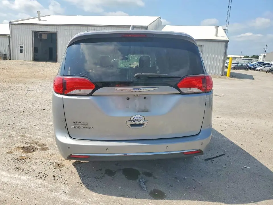 2019 CHRYSLER PACIFICA TOURING L  