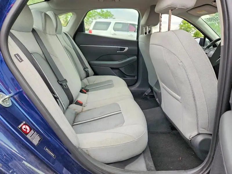 2021 HYUNDAI SONATA SE  
