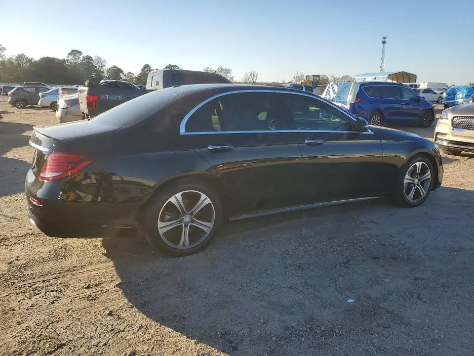 2017 MERCEDES-BENZ E 300  
