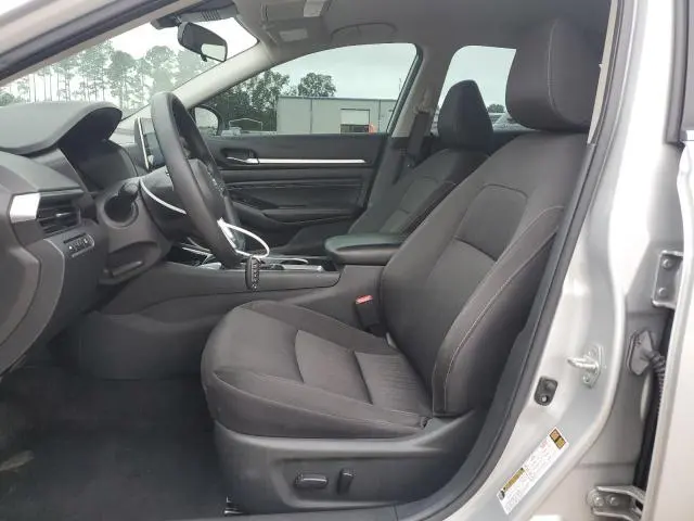 2021 NISSAN ALTIMA SV  