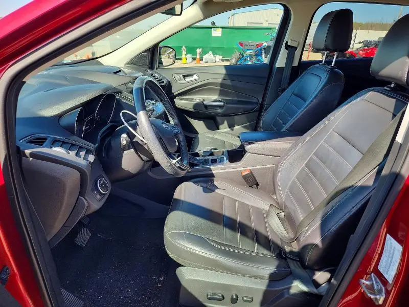 2017 FORD ESCAPE TITANIUM  