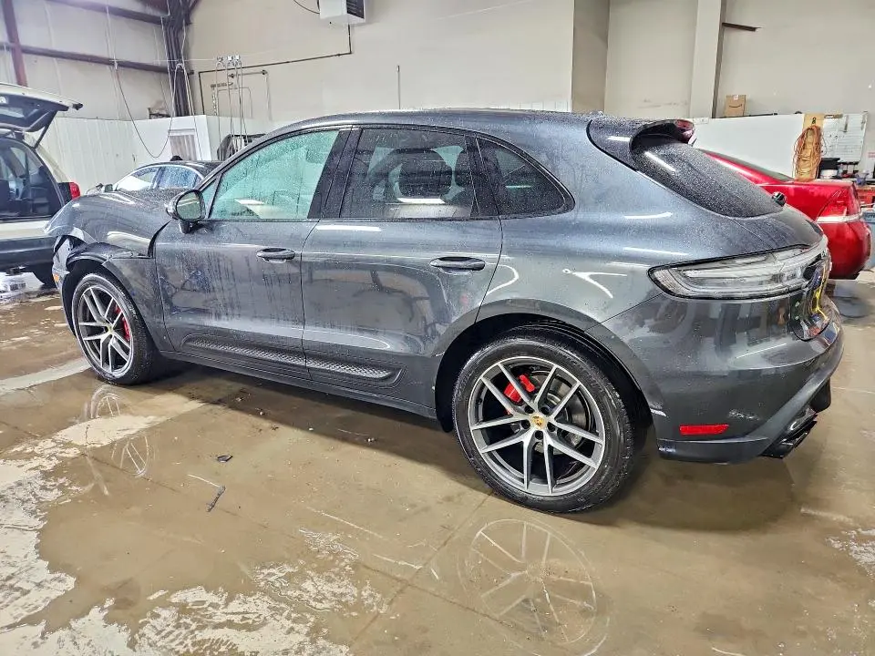2023 PORSCHE MACAN S  