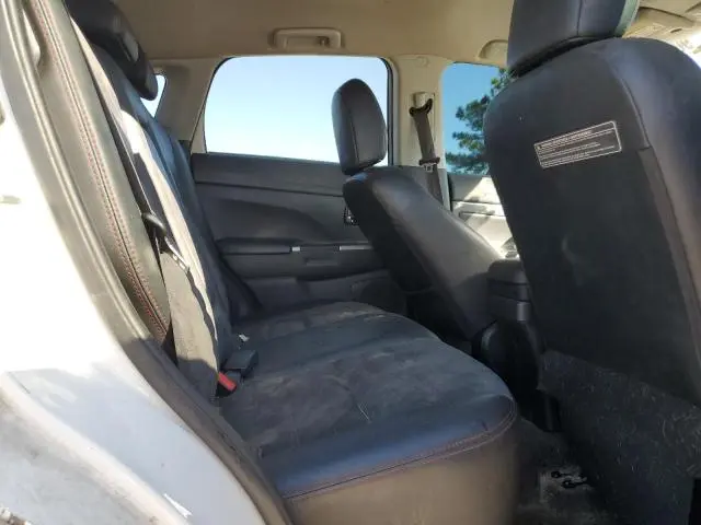 2018 MITSUBISHI OUTLANDER SPORT ES  