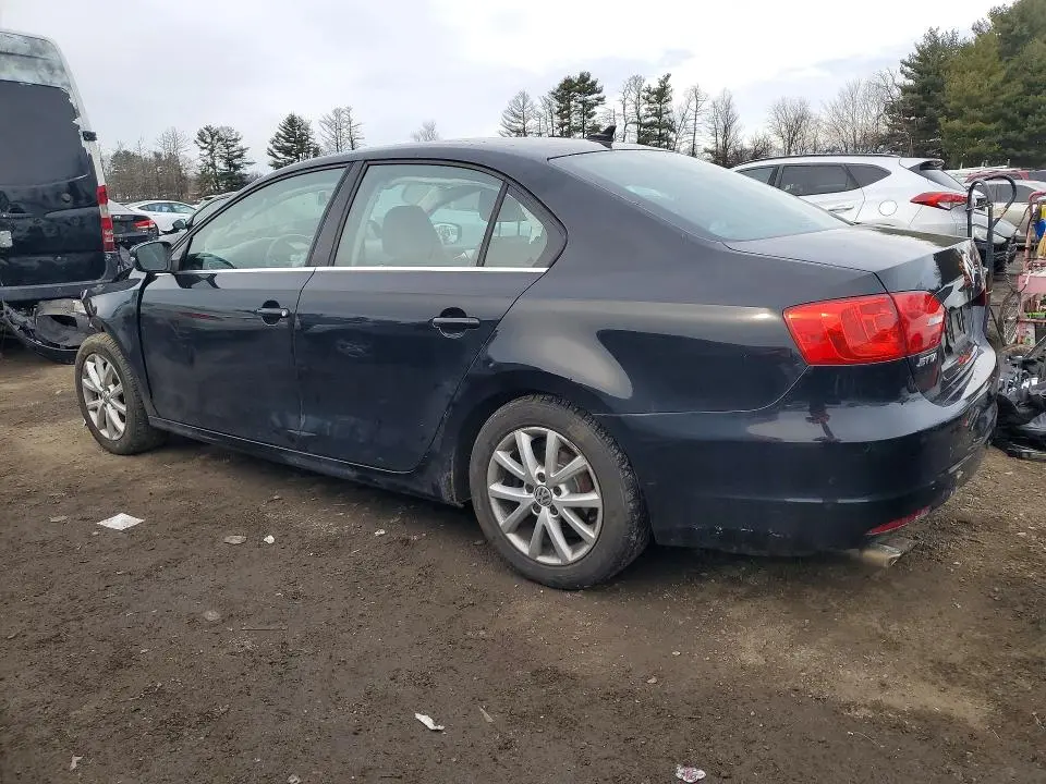 2014 VOLKSWAGEN JETTA SE  