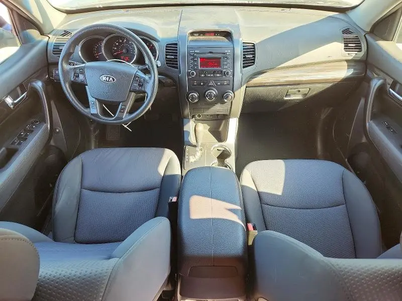 2012 KIA SORENTO LX  