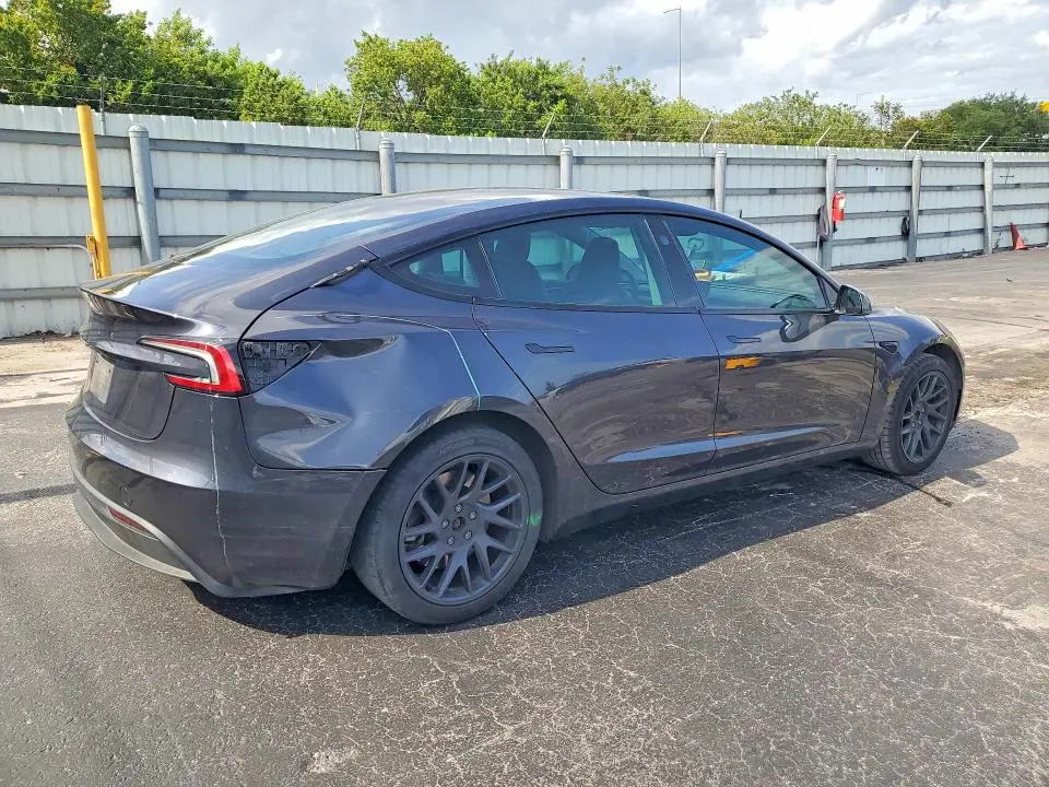 2024 TESLA MODEL 3   