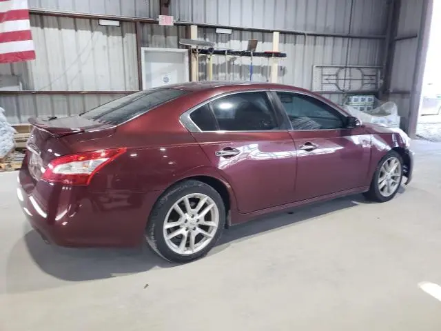 2010 NISSAN MAXIMA S  