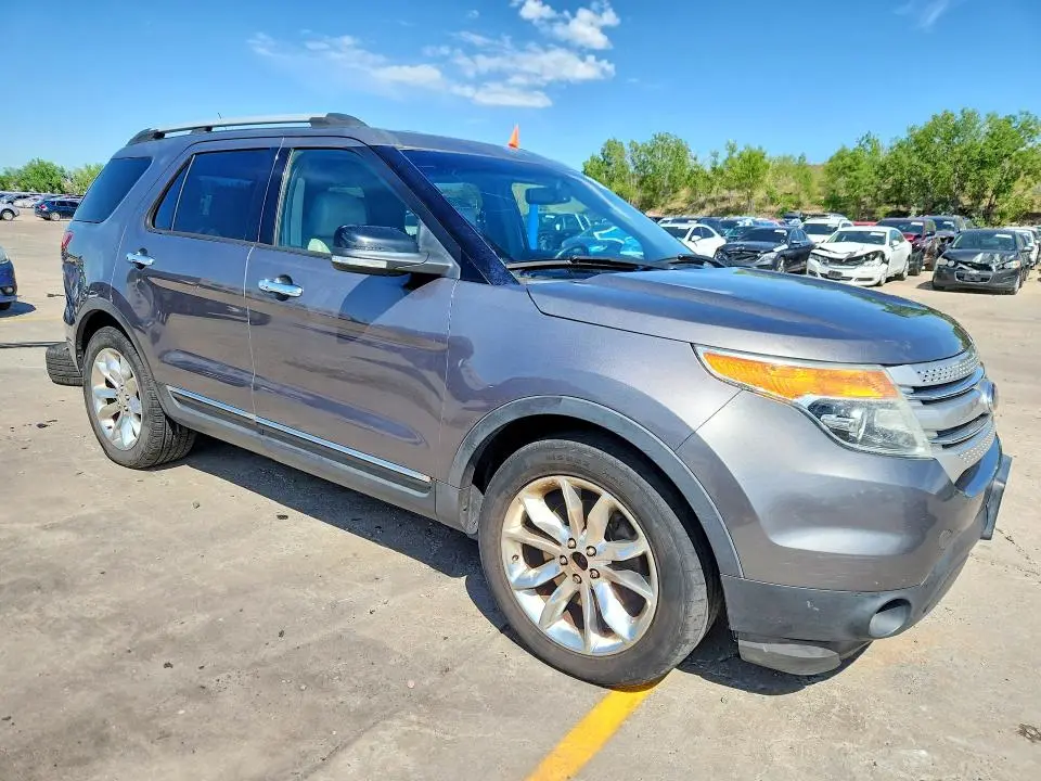 2014 FORD EXPLORER XLT  