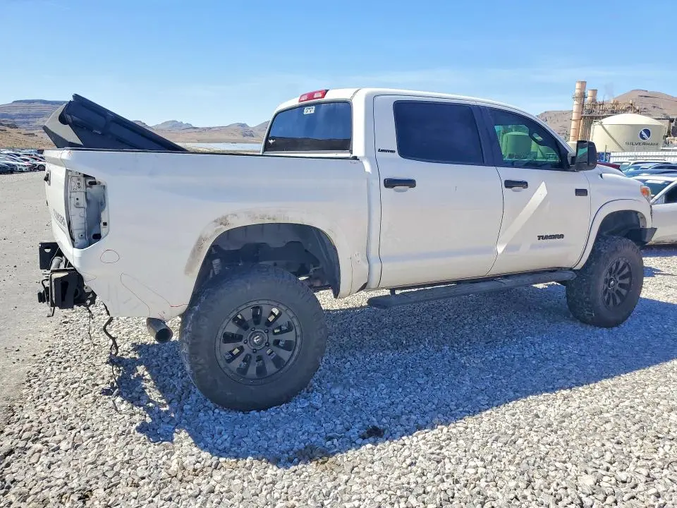 2017 TOYOTA TUNDRA LIMITED  