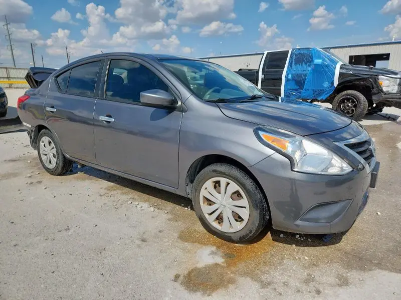 2017 NISSAN VERSA S  