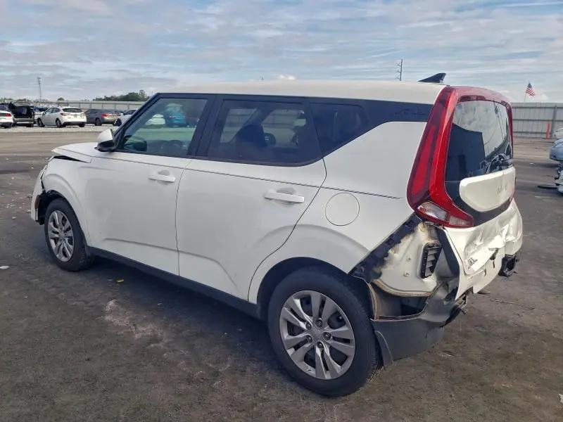 2022 KIA SOUL LX  