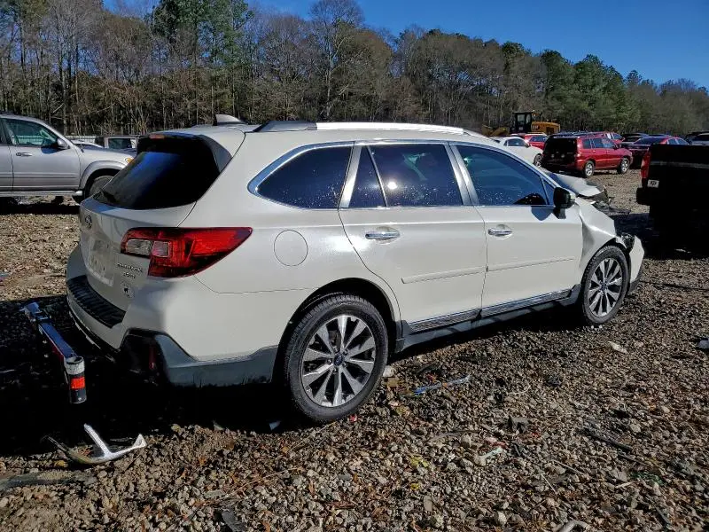 2018 SUBARU OUTBACK TOURING  