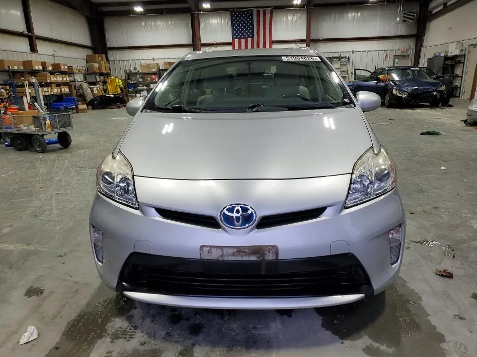 2015 TOYOTA PRIUS TWO  