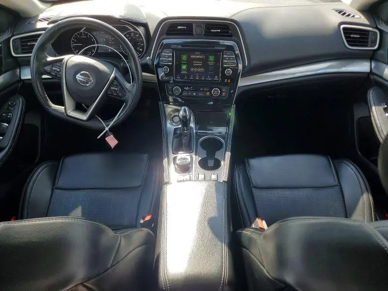 2022 NISSAN MAXIMA SV  