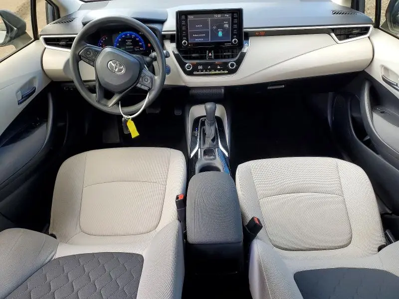 2022 TOYOTA COROLLA LE  