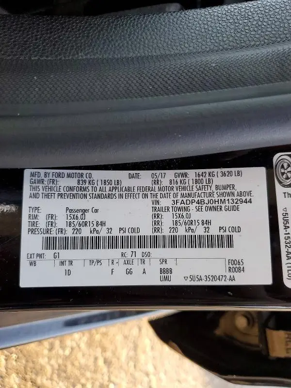 2017 FORD FIESTA SE  