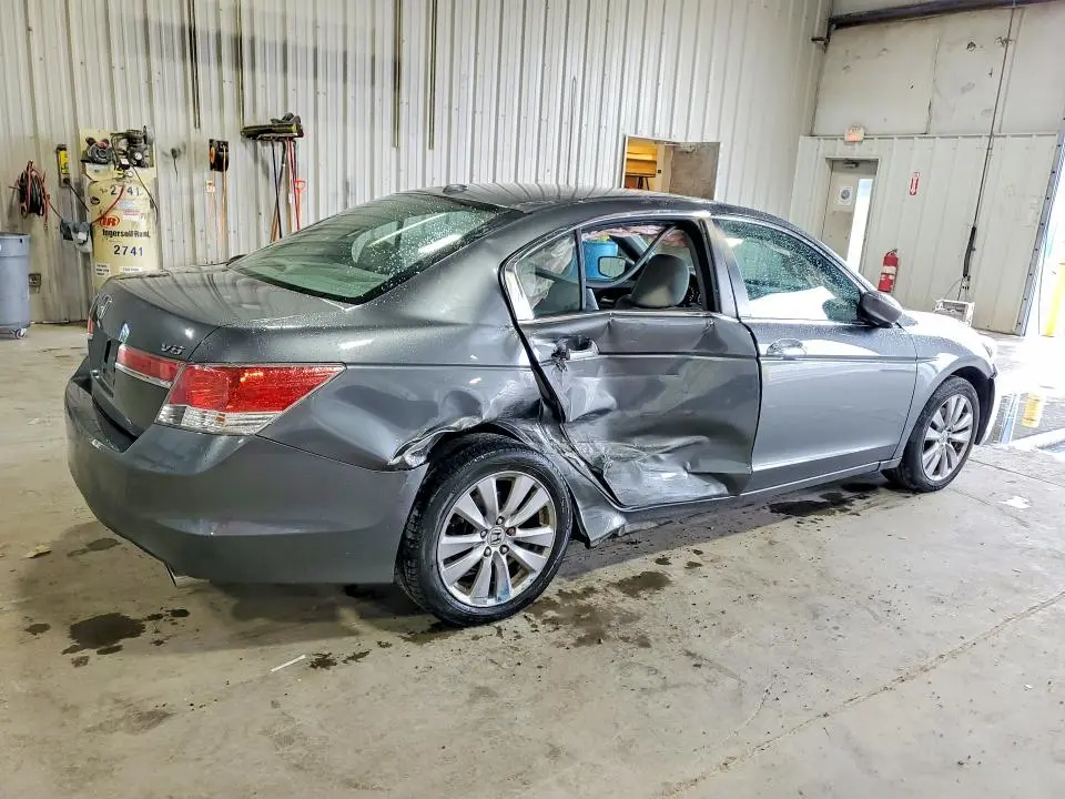 2011 HONDA ACCORD EXL  