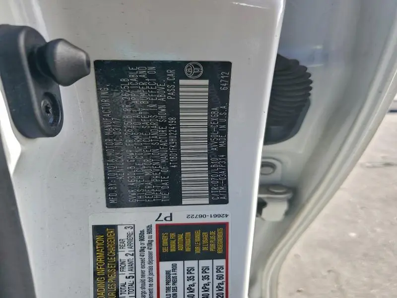 2017 TOYOTA CAMRY HYBRID  