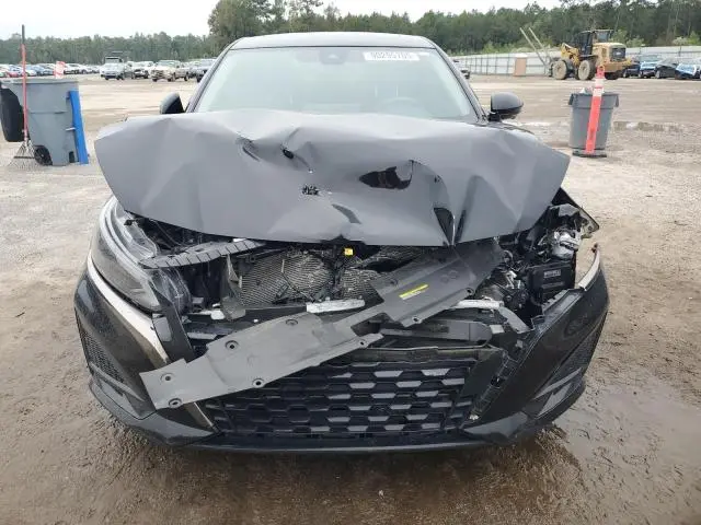 2024 NISSAN ALTIMA SR  