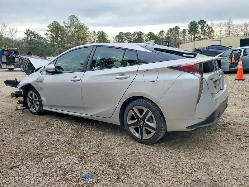 2016 TOYOTA PRIUS   