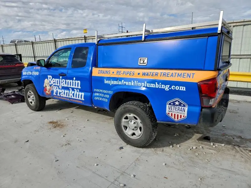 2021 TOYOTA TACOMA SR  