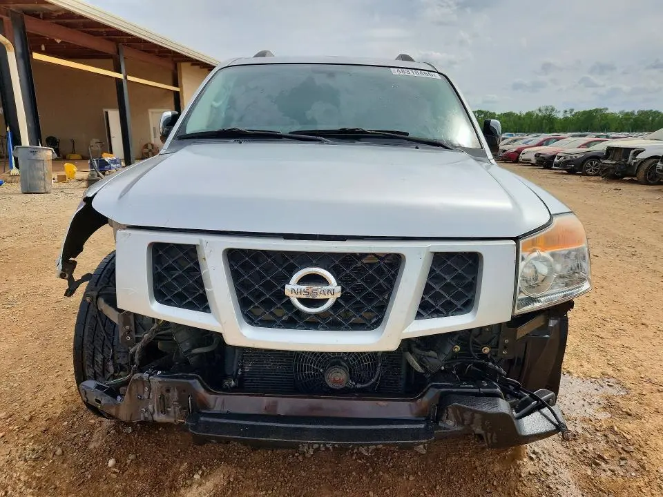 2010 NISSAN ARMADA SE  