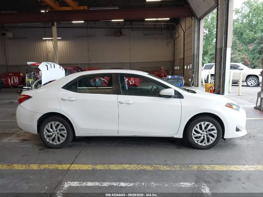 2017 TOYOTA COROLLA LE