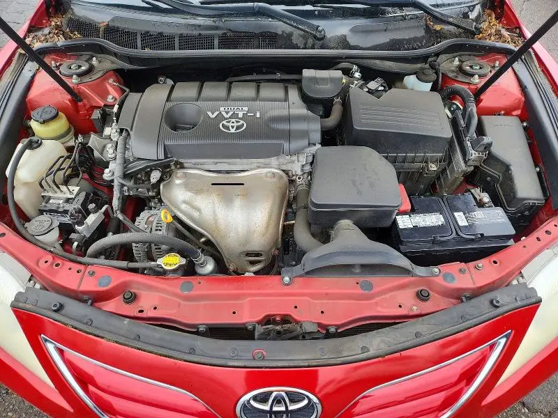 2010 TOYOTA CAMRY LE  