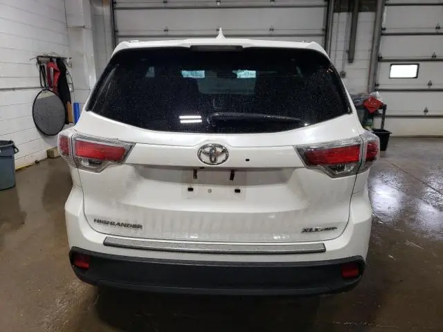 2015 TOYOTA HIGHLANDER XLE  