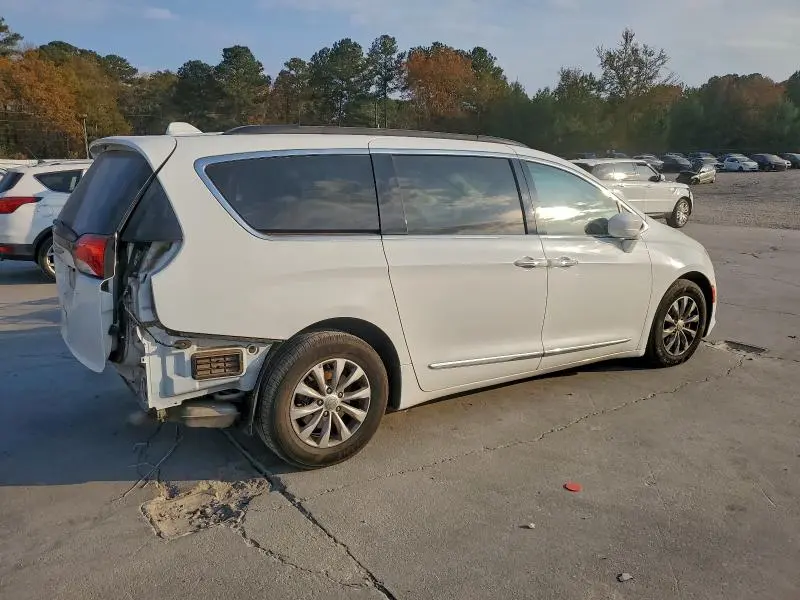 2017 CHRYSLER PACIFICA TOURING L  