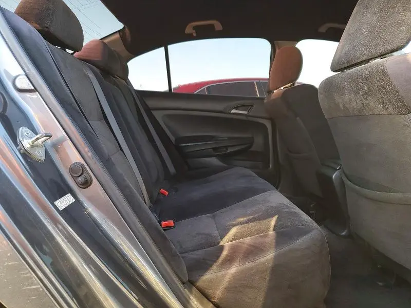 2010 HONDA ACCORD LX  