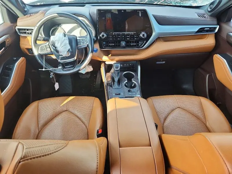 2022 TOYOTA HIGHLANDER HYBRID PLATINUM  
