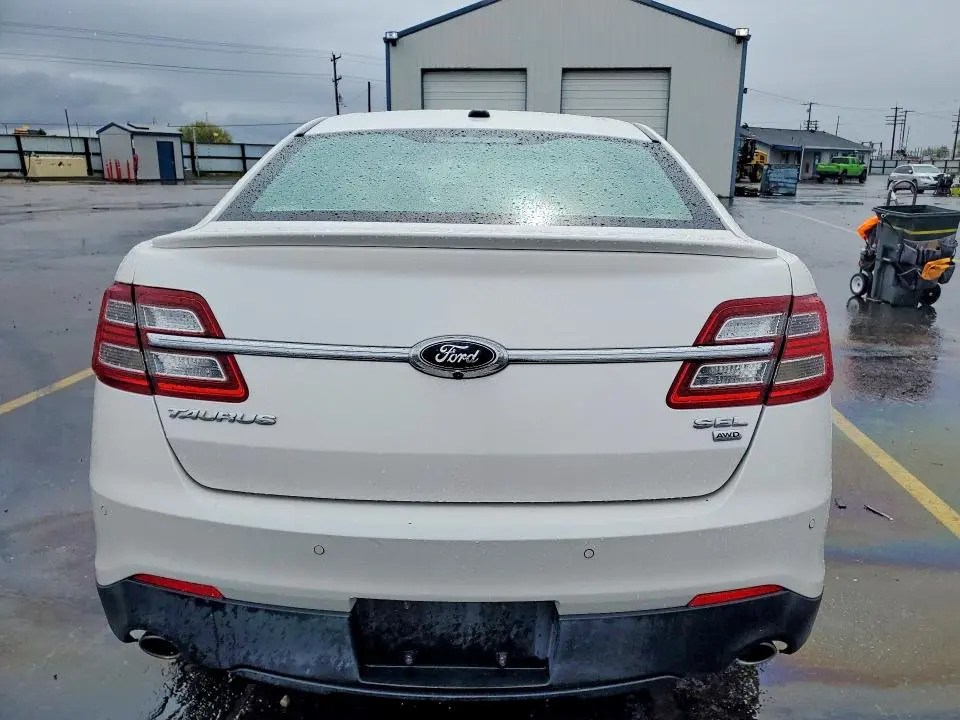 2014 FORD TAURUS SEL  