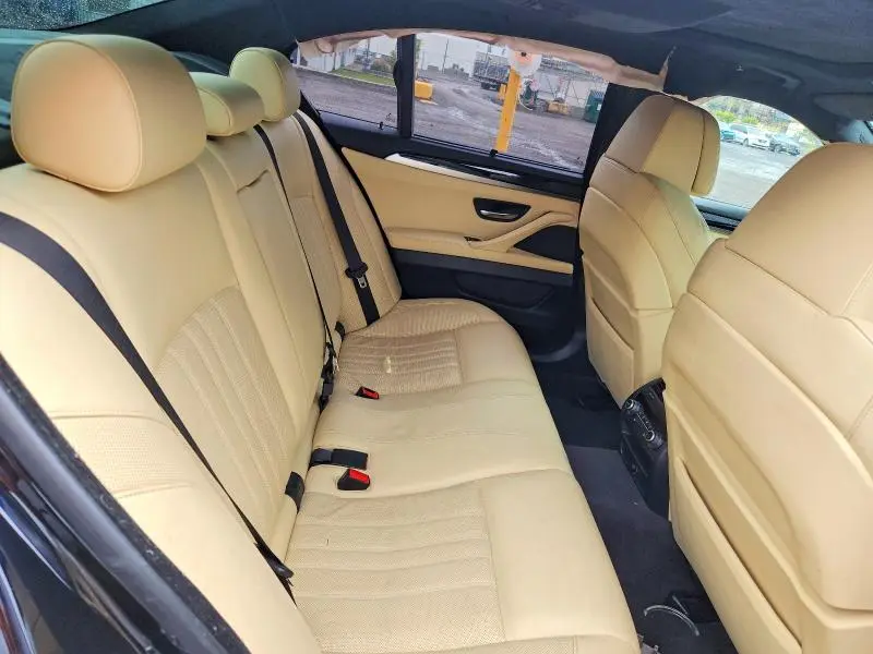 2013 BMW M5   