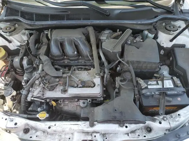 2011 TOYOTA CAMRY SE  