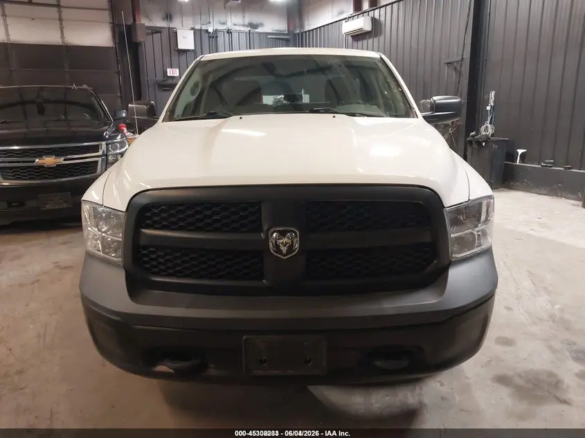 2017 RAM 1500 TRADESMAN  4X4 5'7 BOX