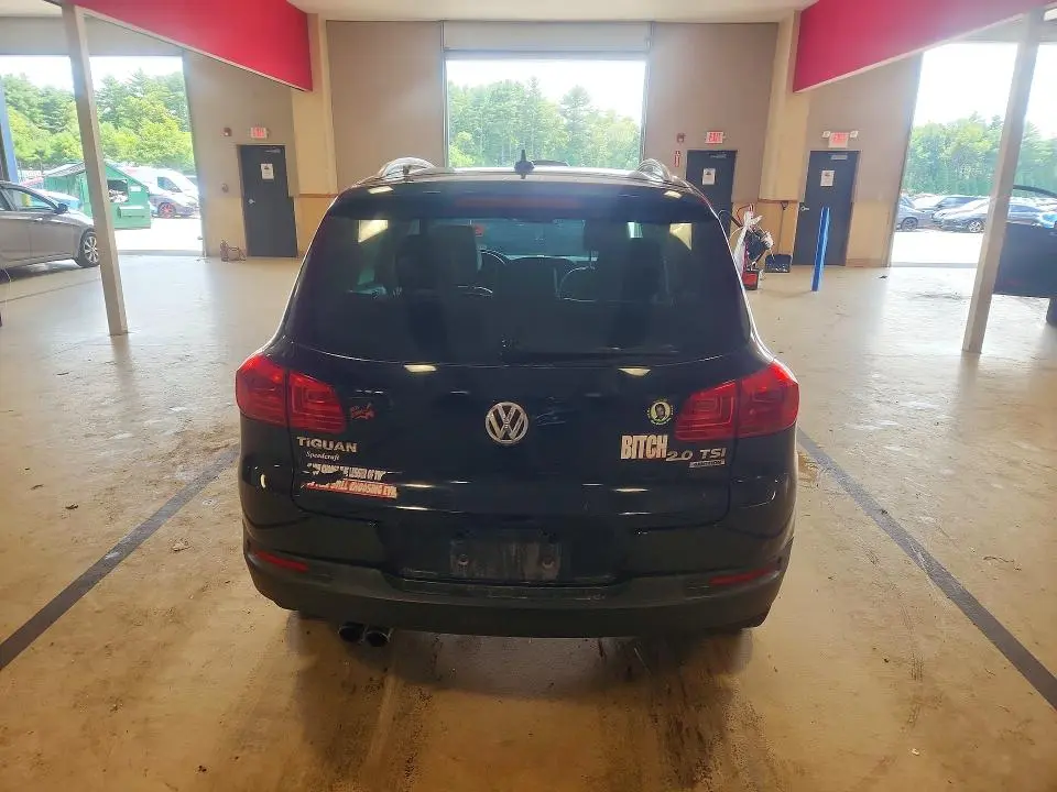 2013 VOLKSWAGEN TIGUAN S  